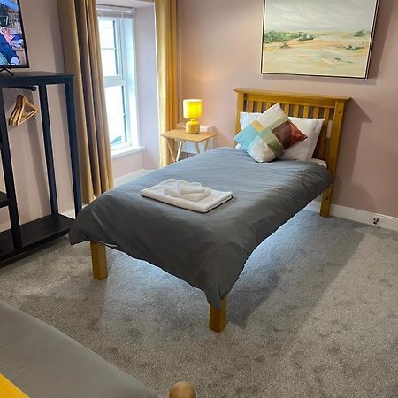 Отель Kings Arms Llandysul Экстерьер фото