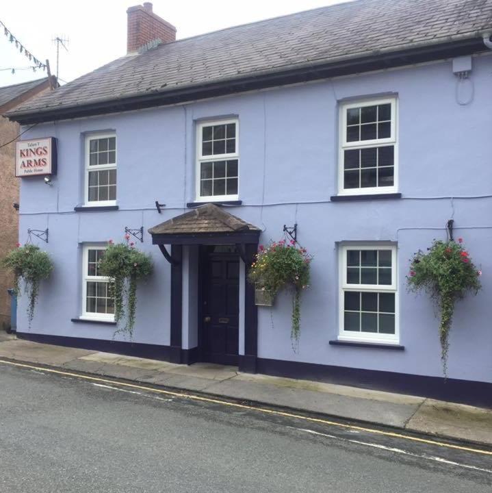 Отель Kings Arms Llandysul Экстерьер фото